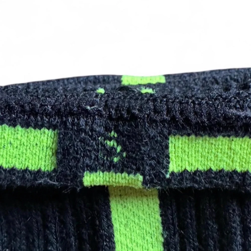 Nike Elite Basketball Socks Youth Small Black Neon Green